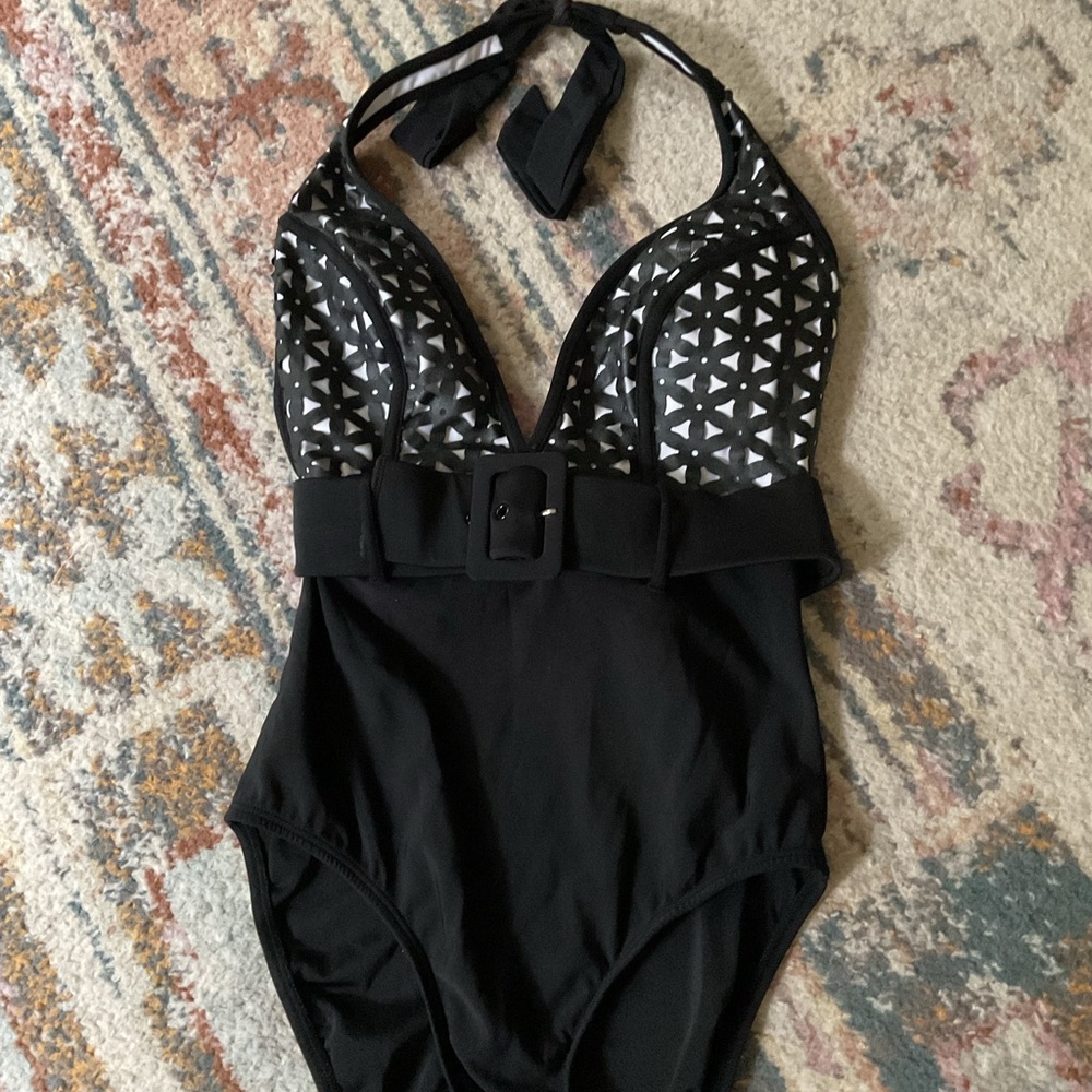 VENUS Black and White Belted Swimsuit